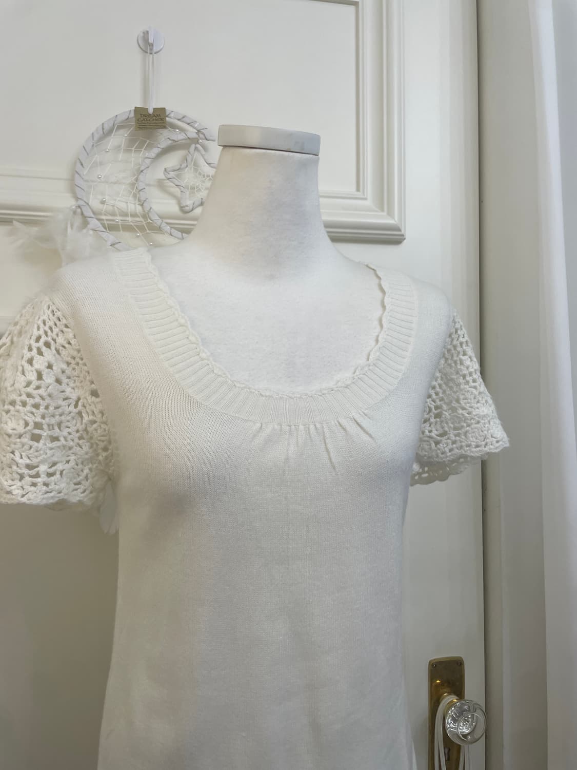 white sleeve crochet mori knit top 상품이미지5