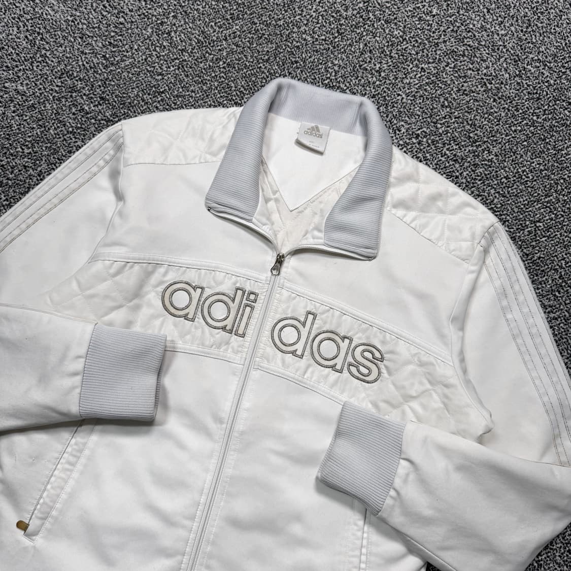 Name : 아디다스 스펠아웃 로고 사이드라인 져지 자켓 :)  상품이미지2
