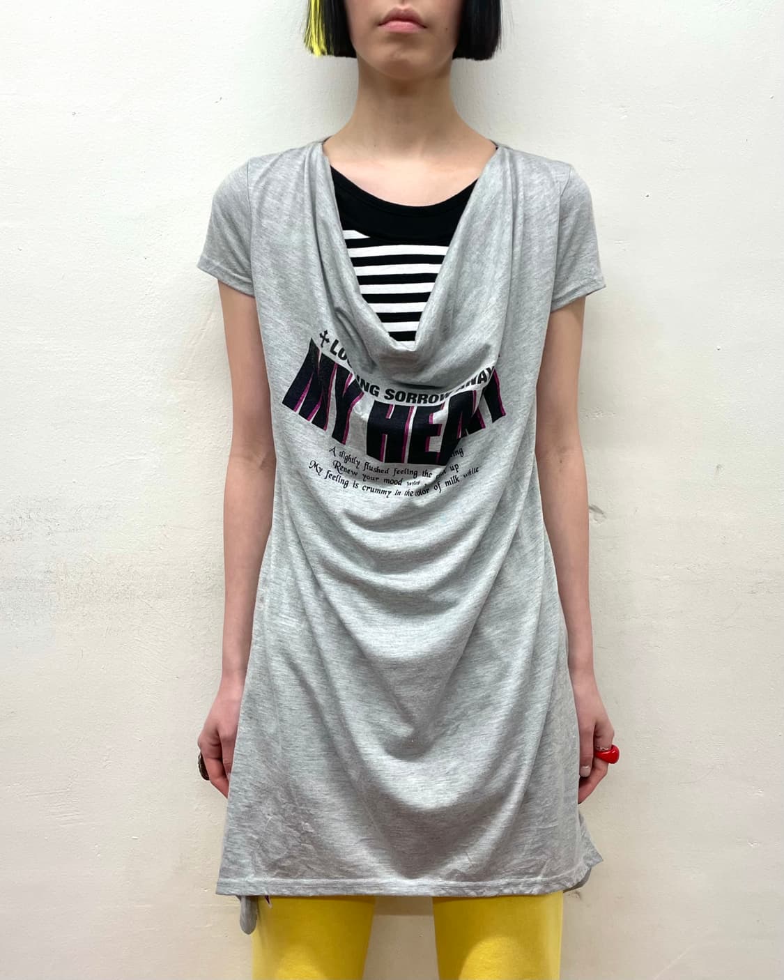 Stripe Layered Cross Grey T-Shirt 상품이미지1