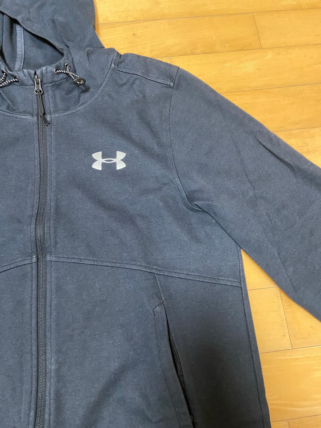 언더아머 자켓 S 상품이미지3