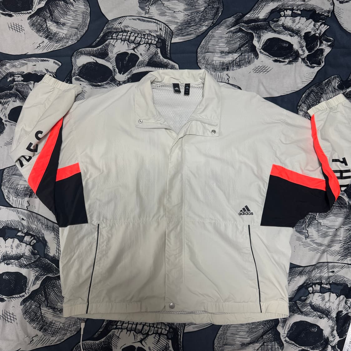 아디다스 칼라블록 바람막이 XL사이즈 상품이미지3