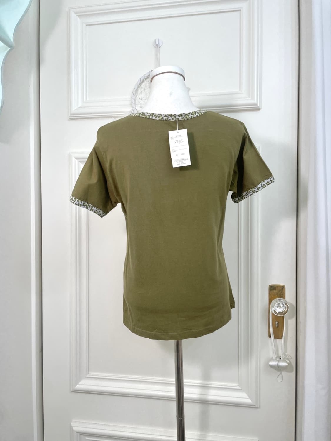 khaki leopard point half top 상품이미지3