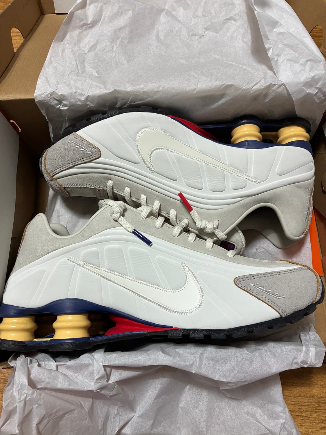 나이키 샥스 R4 265 상품이미지1