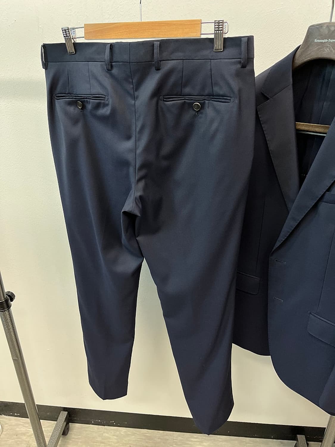 100,32) 로가디스 구아벨로 슈트  상품이미지10