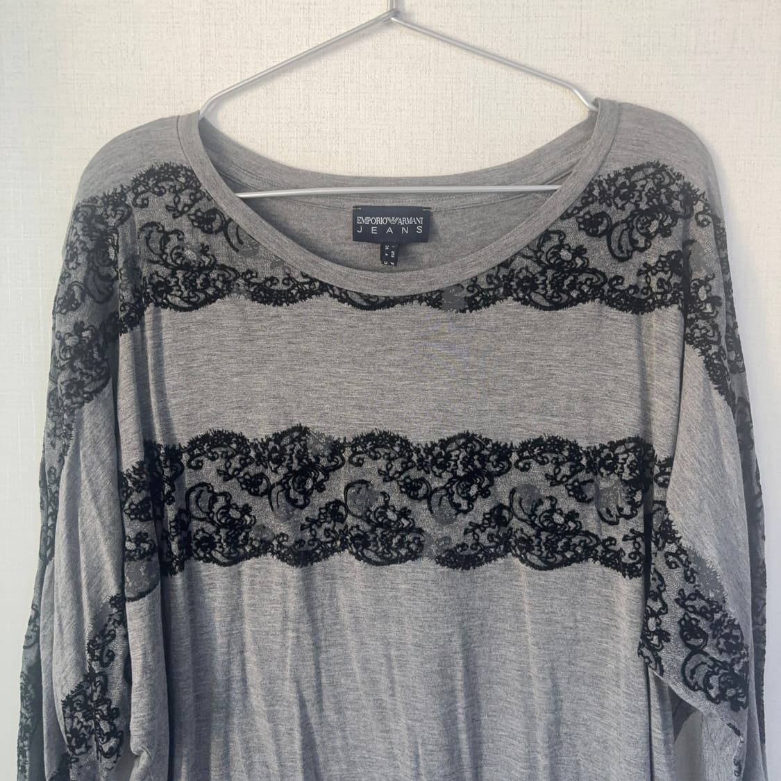 Armani jeans lace top grey 상품이미지4
