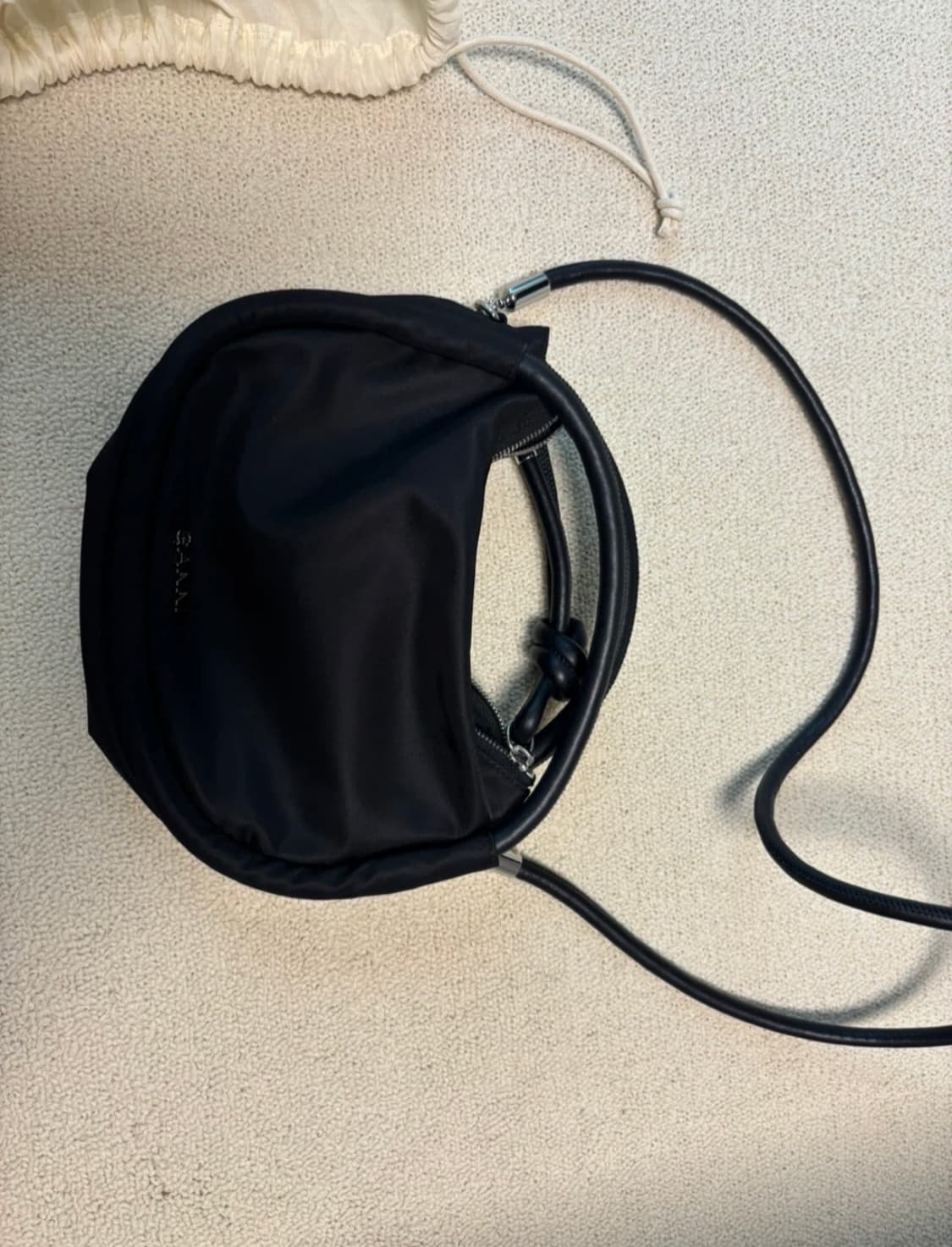 Ganni 미니 바게트백 상품이미지3