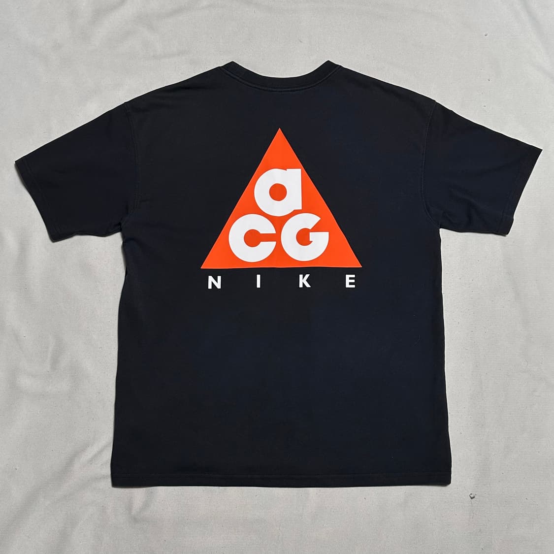 XL 나이키 ACG 빅로고 블랙 반팔 티셔츠 상품이미지2