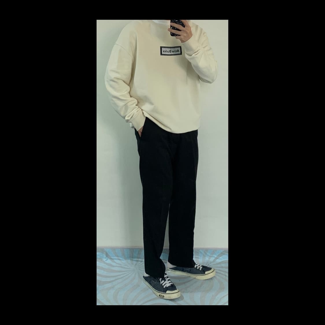 아크네 스튜디오 아이보리 맨투맨(정품) 상품이미지2