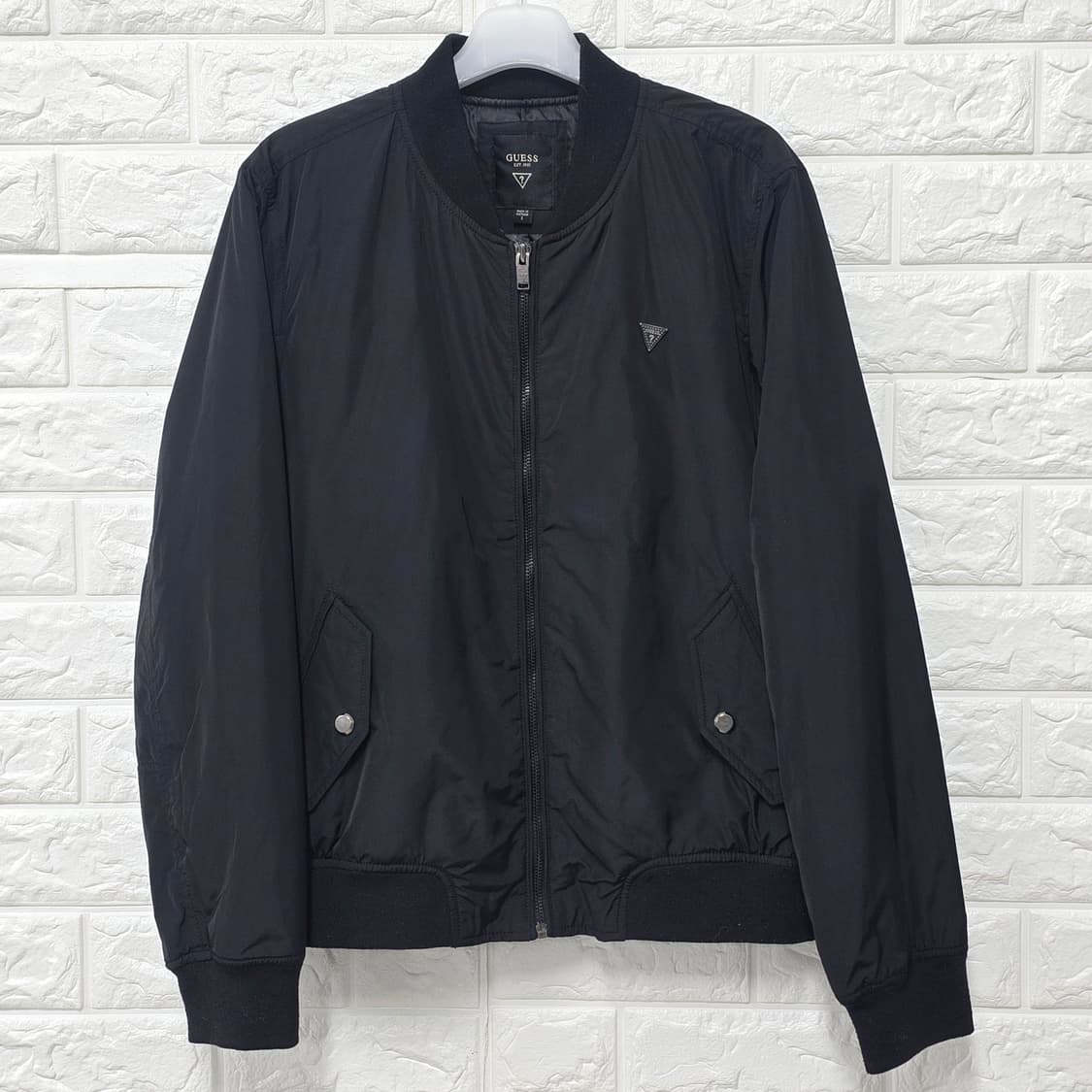 택포// 게스 블랙 봄버 자켓 M  상품이미지1