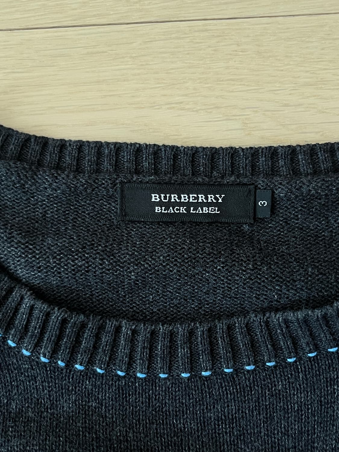 Burberry 버버리 블루 스티치 롱슬리브 상품이미지8