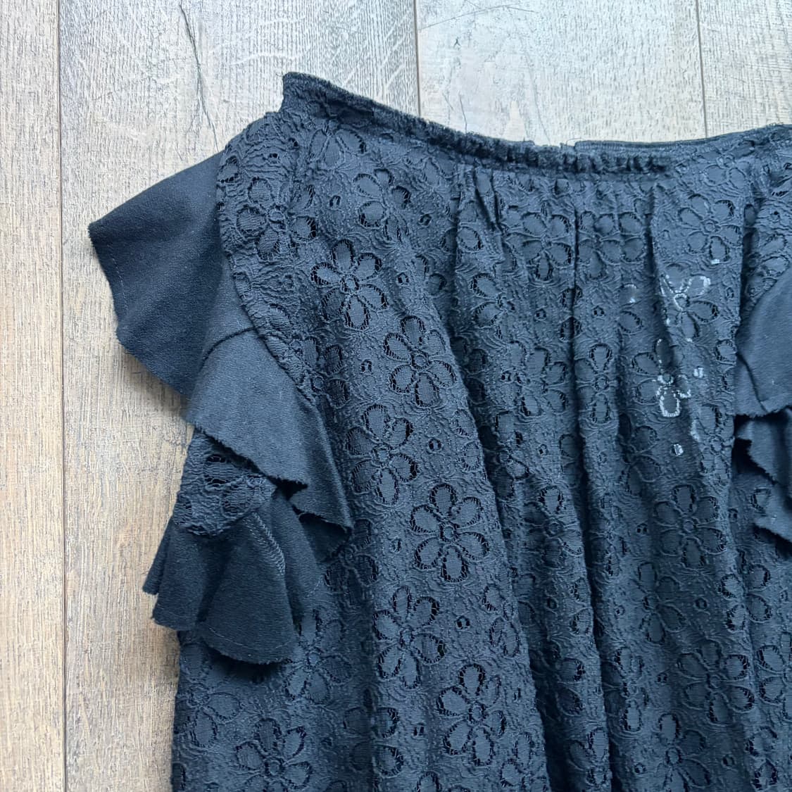 Floral Punching Ruffle Pocket Skirt 상품이미지6