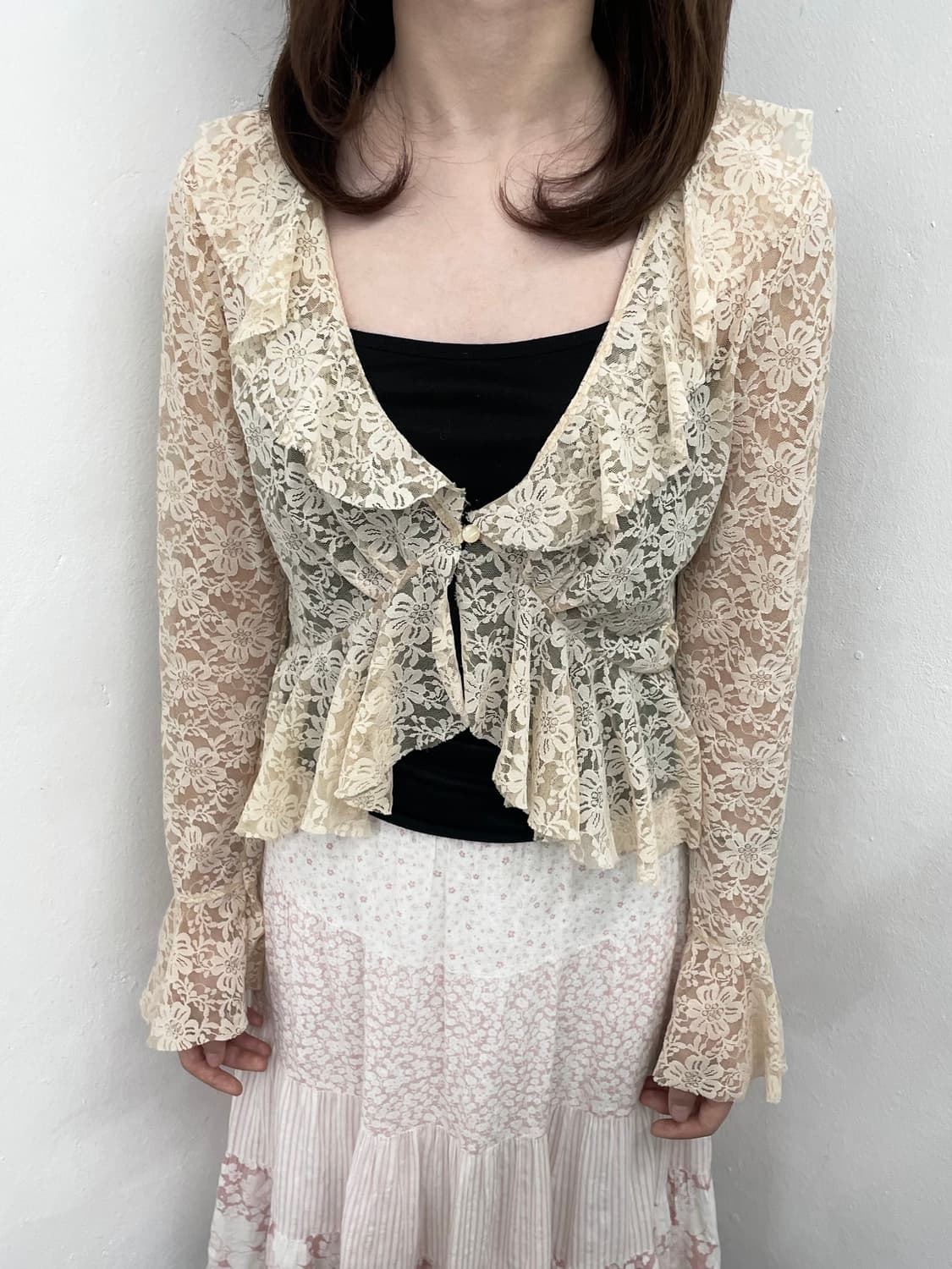 무드 레이스 프릴 볼레로 탑 상품이미지5