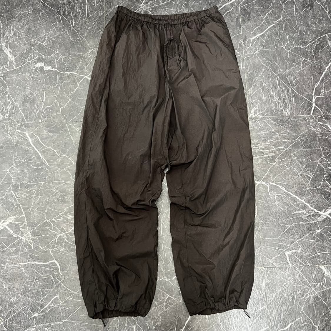ATON 에이톤 HAND DYED 나일론 오버 트랙팬츠 상품이미지4