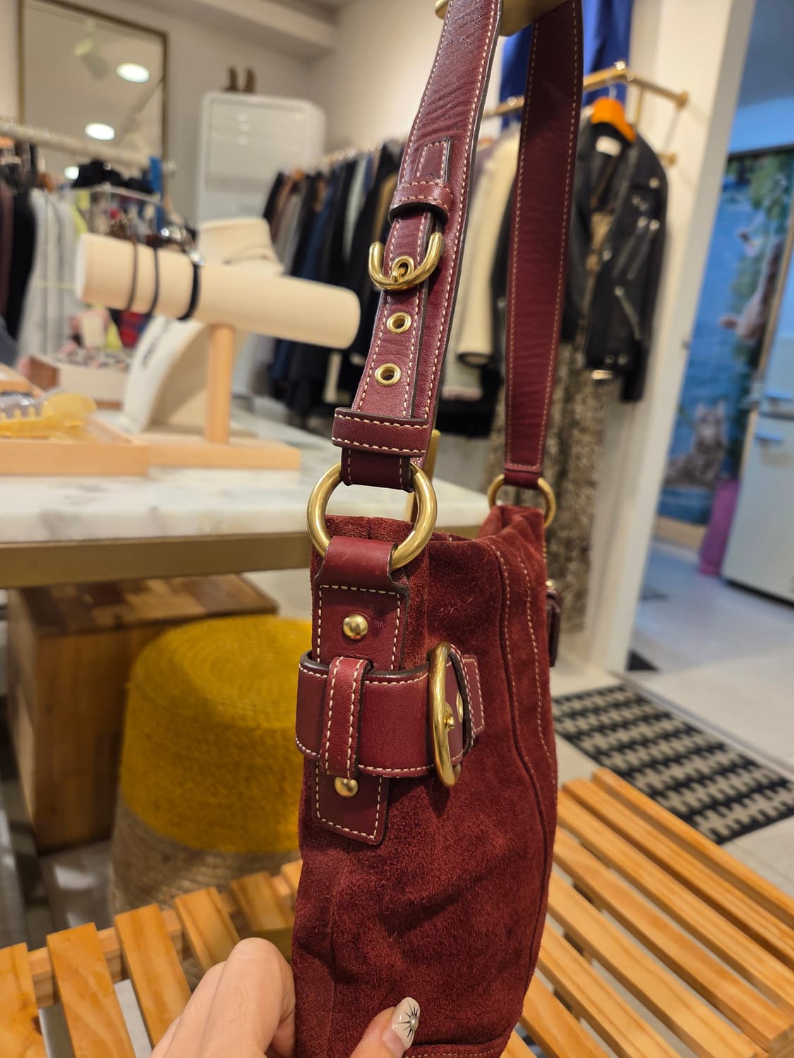 COACH 코치 스웨이드 미니백 상품이미지3