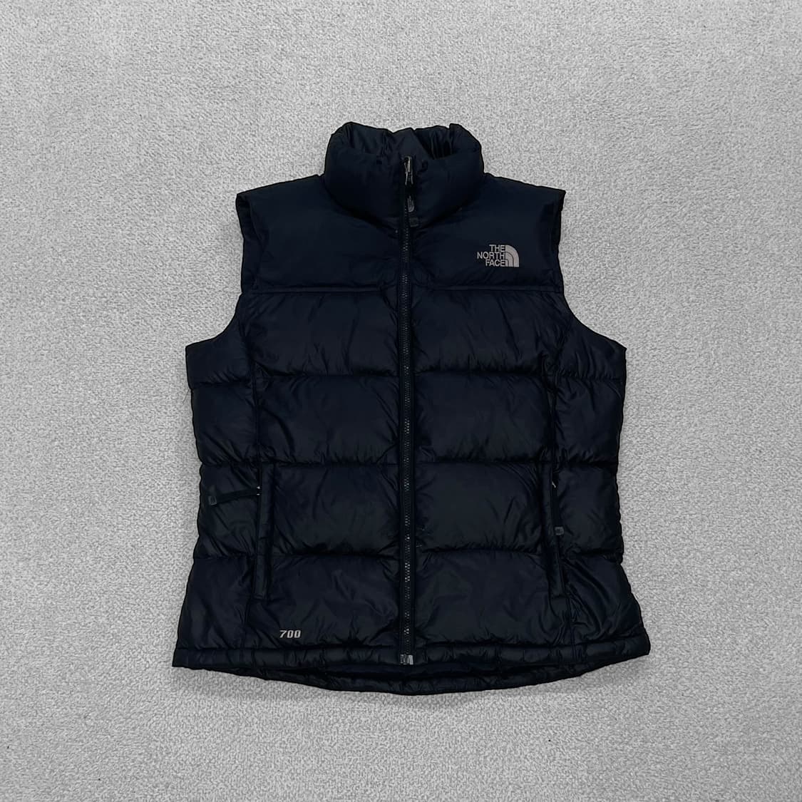 노스페이스 og 우먼스 700눕시 패딩 조끼 블랙 상품이미지1