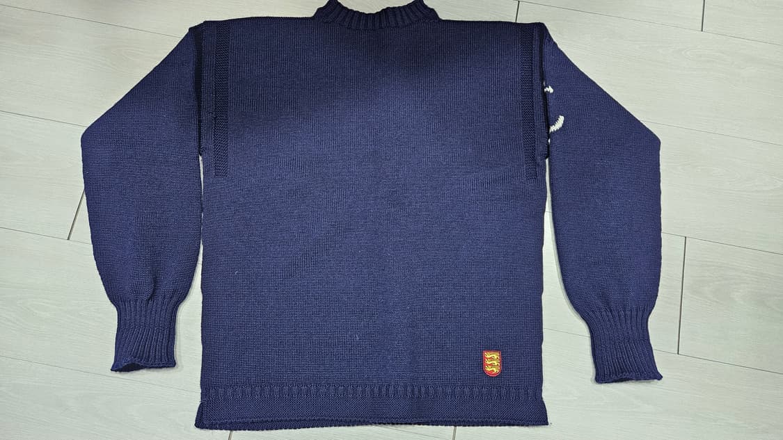 건지울른스 홀가먼트 스웨터 네이비 44 상품이미지1