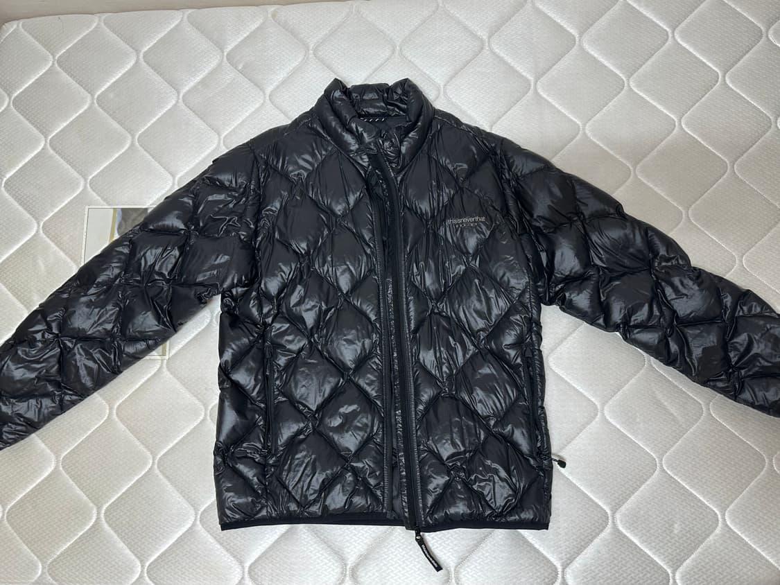 디네뎃 경량패딩 상품이미지1