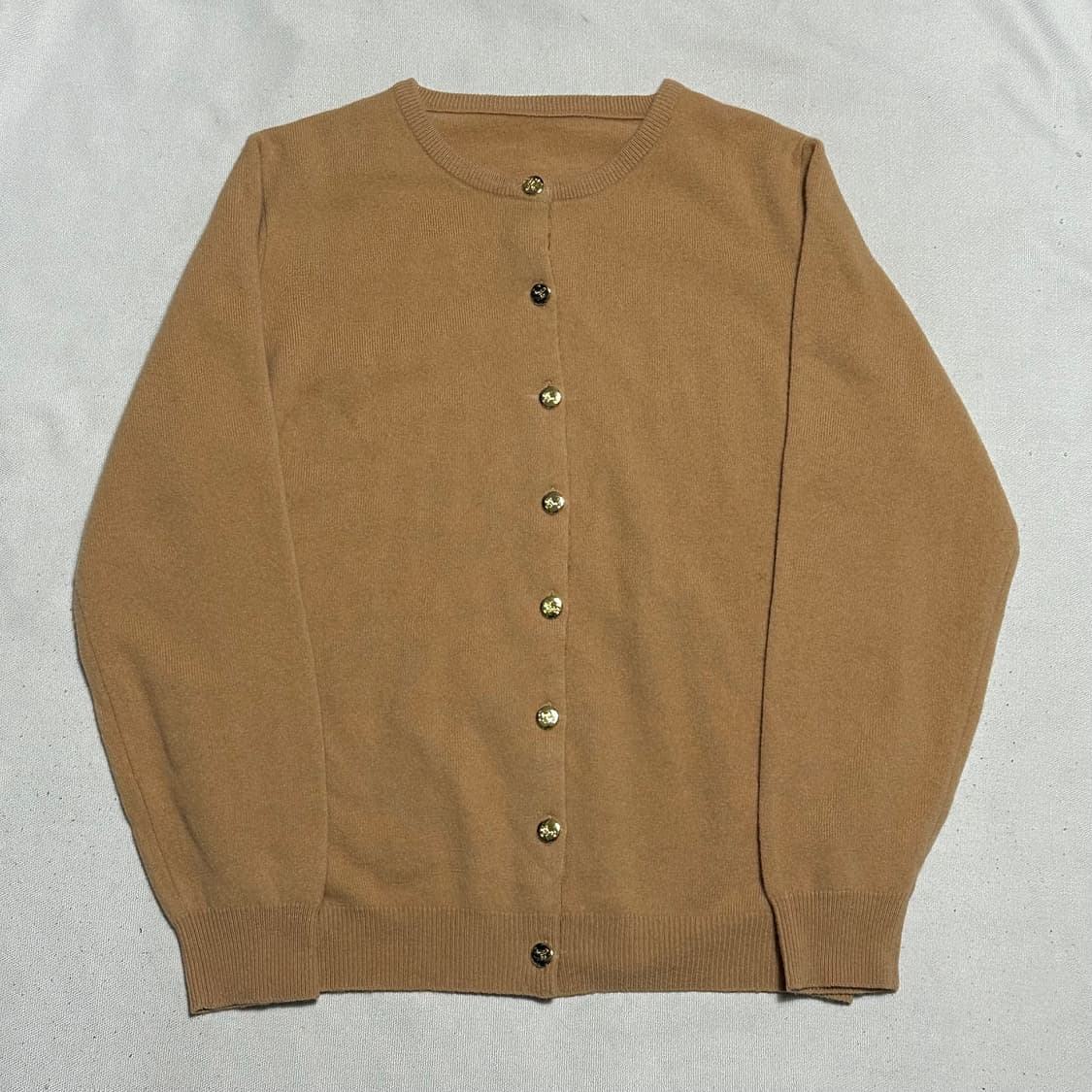 32 버버리 여성용 골드 버튼 라운드넥 울 가디건 상품이미지2
