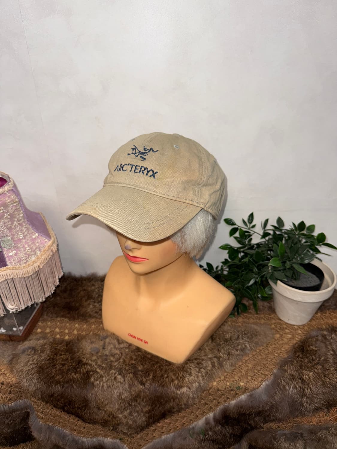 ARC’TERYX mute beige logo ball cap 상품이미지1