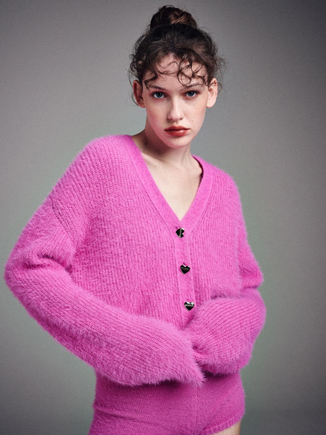 마르디 메크르디 플러피 V넥 가디건 FUCHSIA 상품이미지4