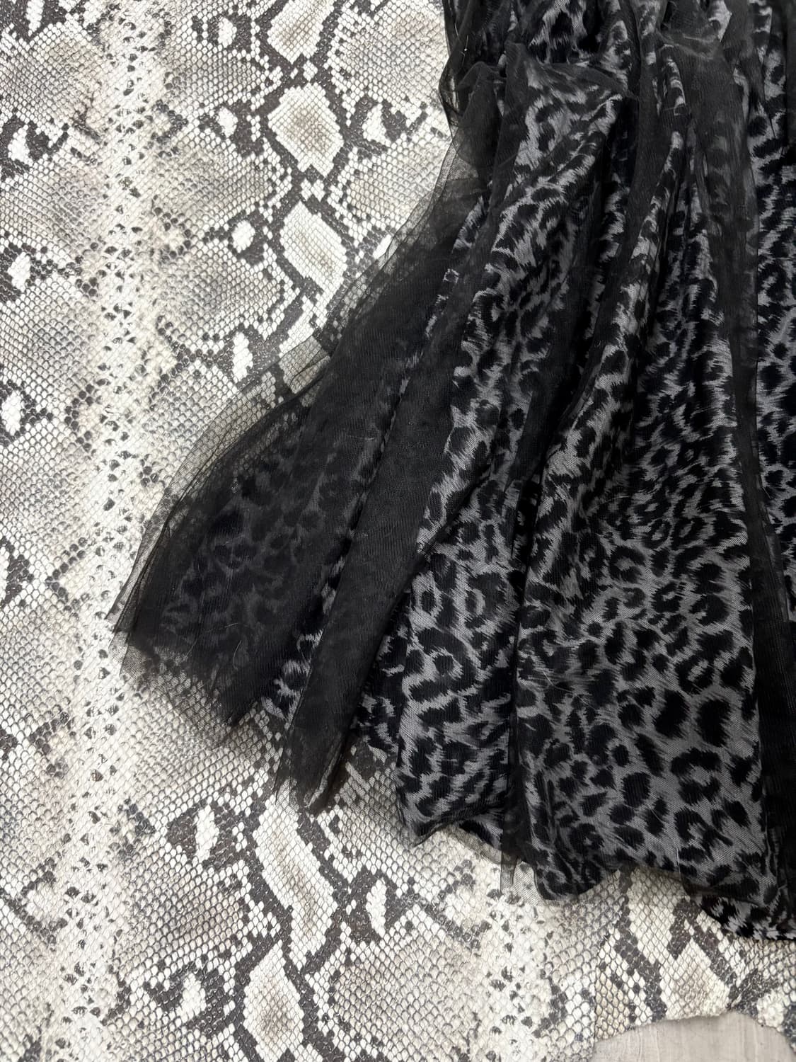 “Vintage” Black Leopard Skirts 상품이미지2