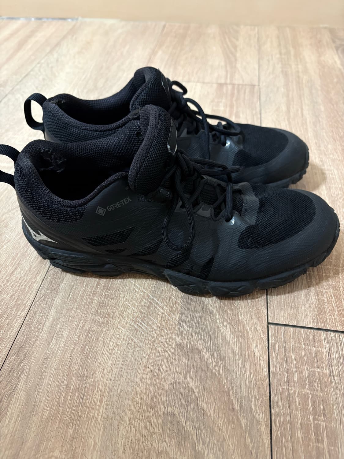 마가렛호웰 X 미즈노 하이킹슈즈 240 상품이미지4