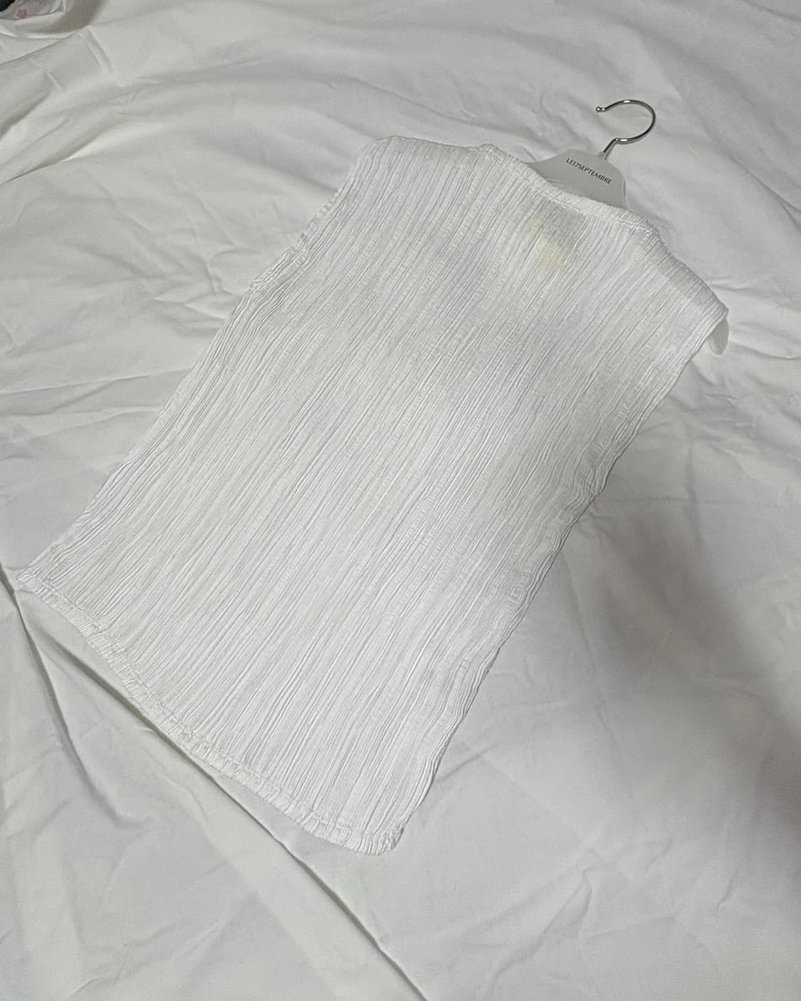 르917 LE17SEPTEMBER FREYA PLEATS TOP 상품이미지1