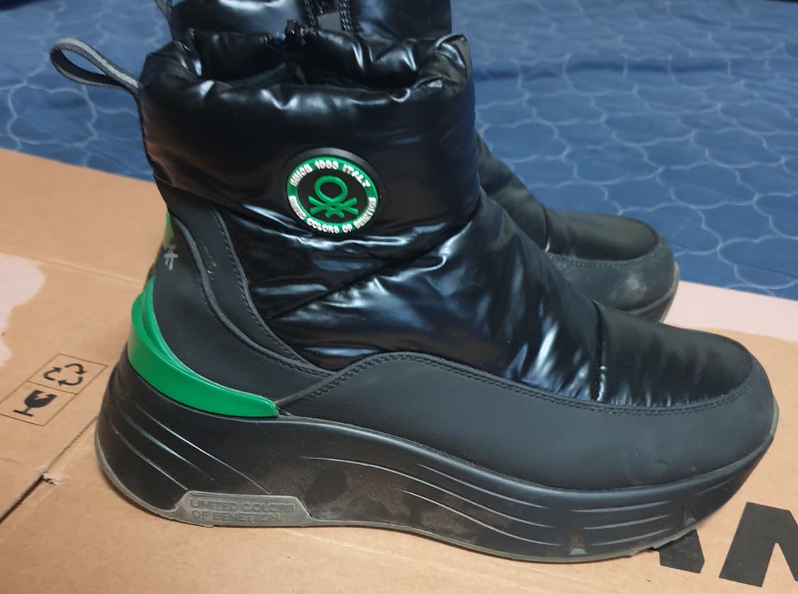 베네통 우먼 키높이 패딩 부츠 블랙&그린 (250) 상품이미지1