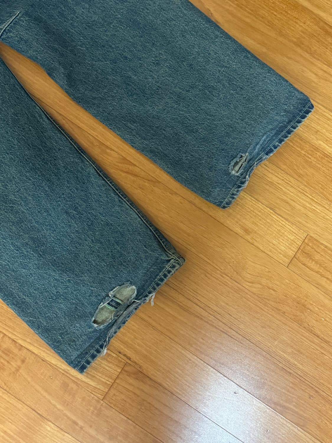 999휴머니티 커브드 헤리티지 데님팬츠 딥블루2 상품이미지3