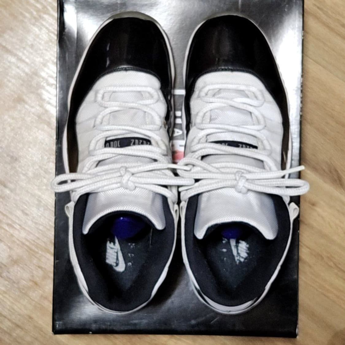 나이키 조던11 285 콩코드 상품이미지5