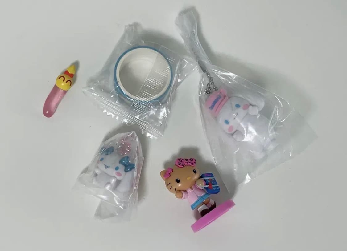 일괄 롱다리 플로키가챠 시나모롤 키링 쿠라스시 초코 키티 에그피규어 태닝 상품이미지2