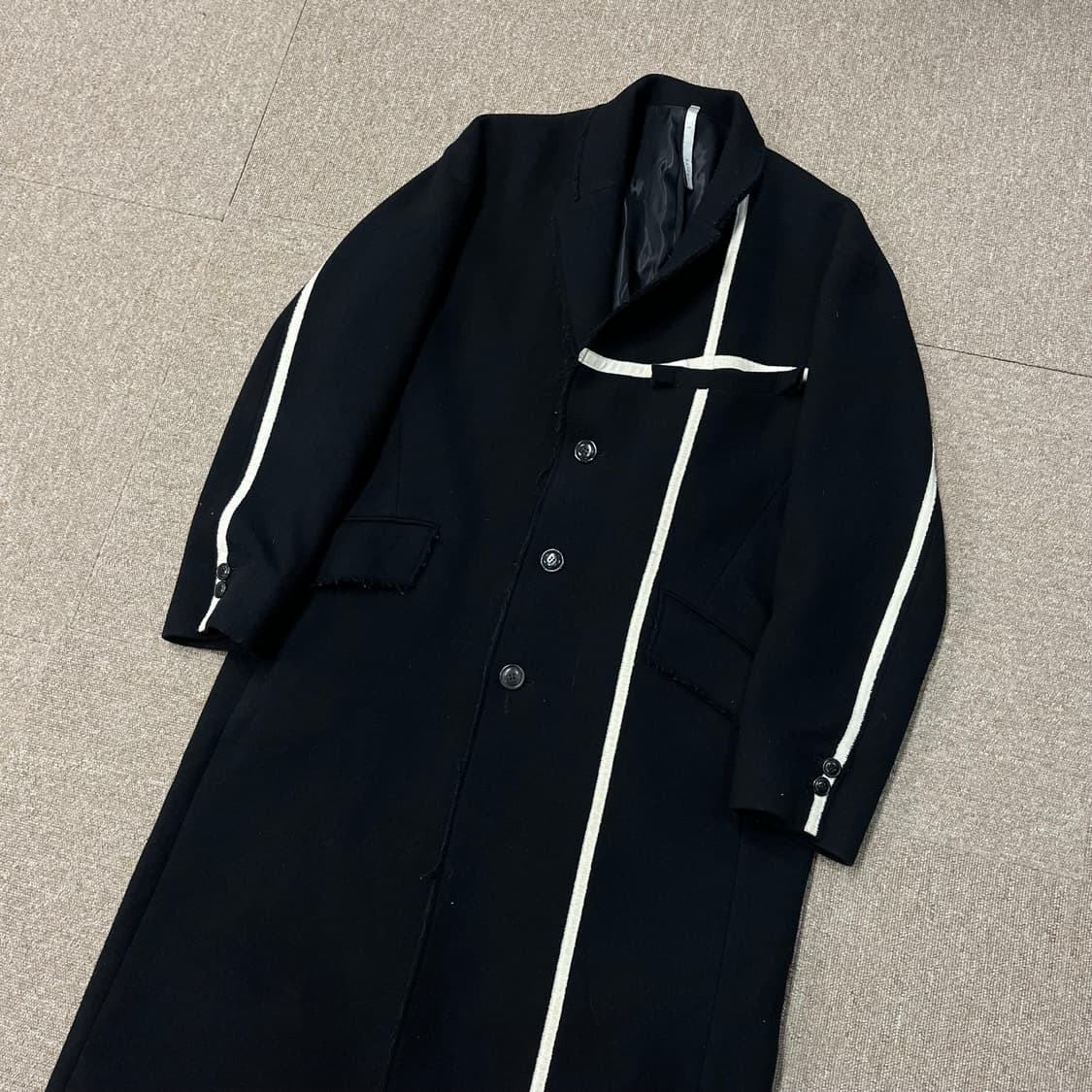 노이어 테이핑 맥시 코트 상품이미지4