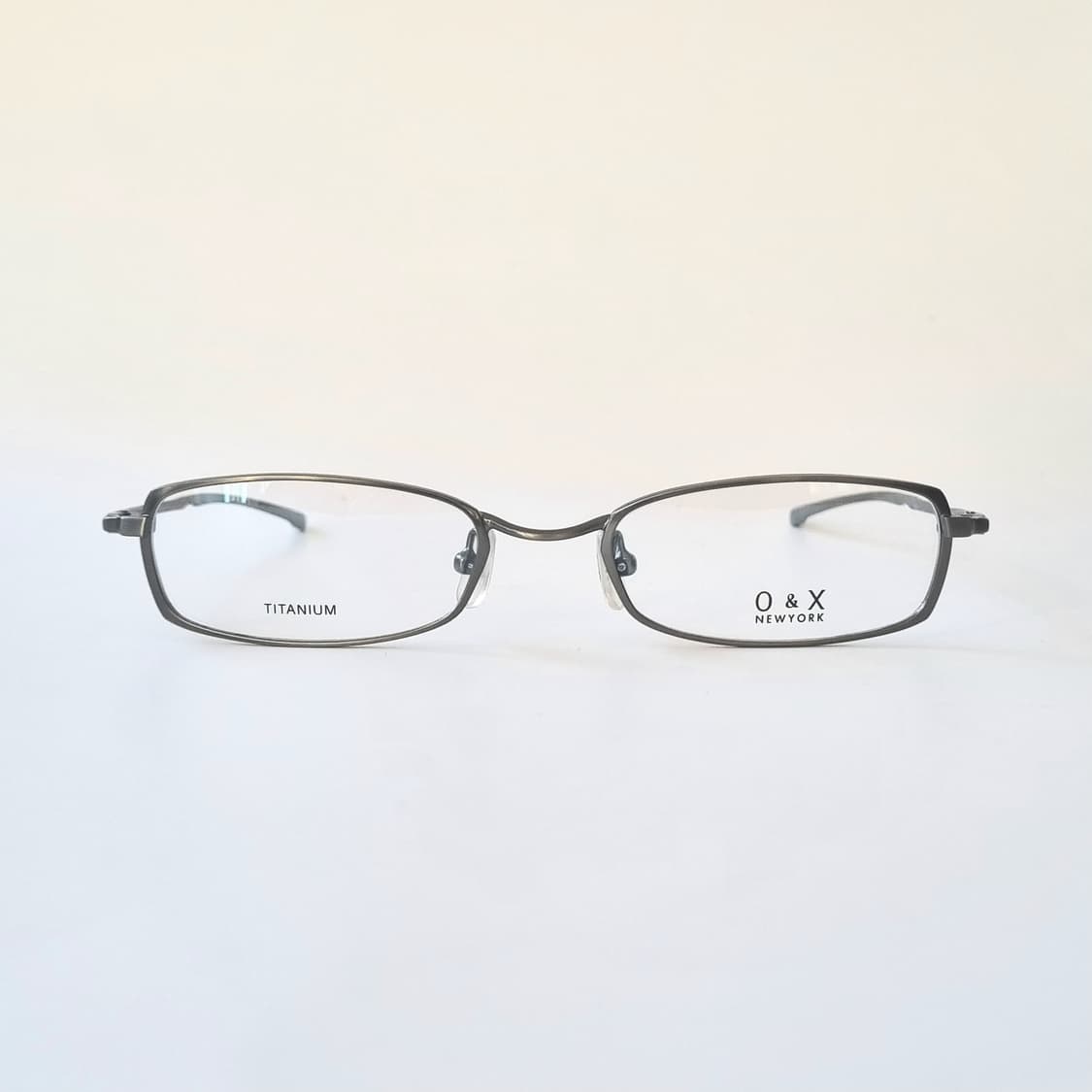 데드스탁 가볍고 튼튼한 O&X 뉴욕 정품 티타늄 안경테  517 상품이미지2