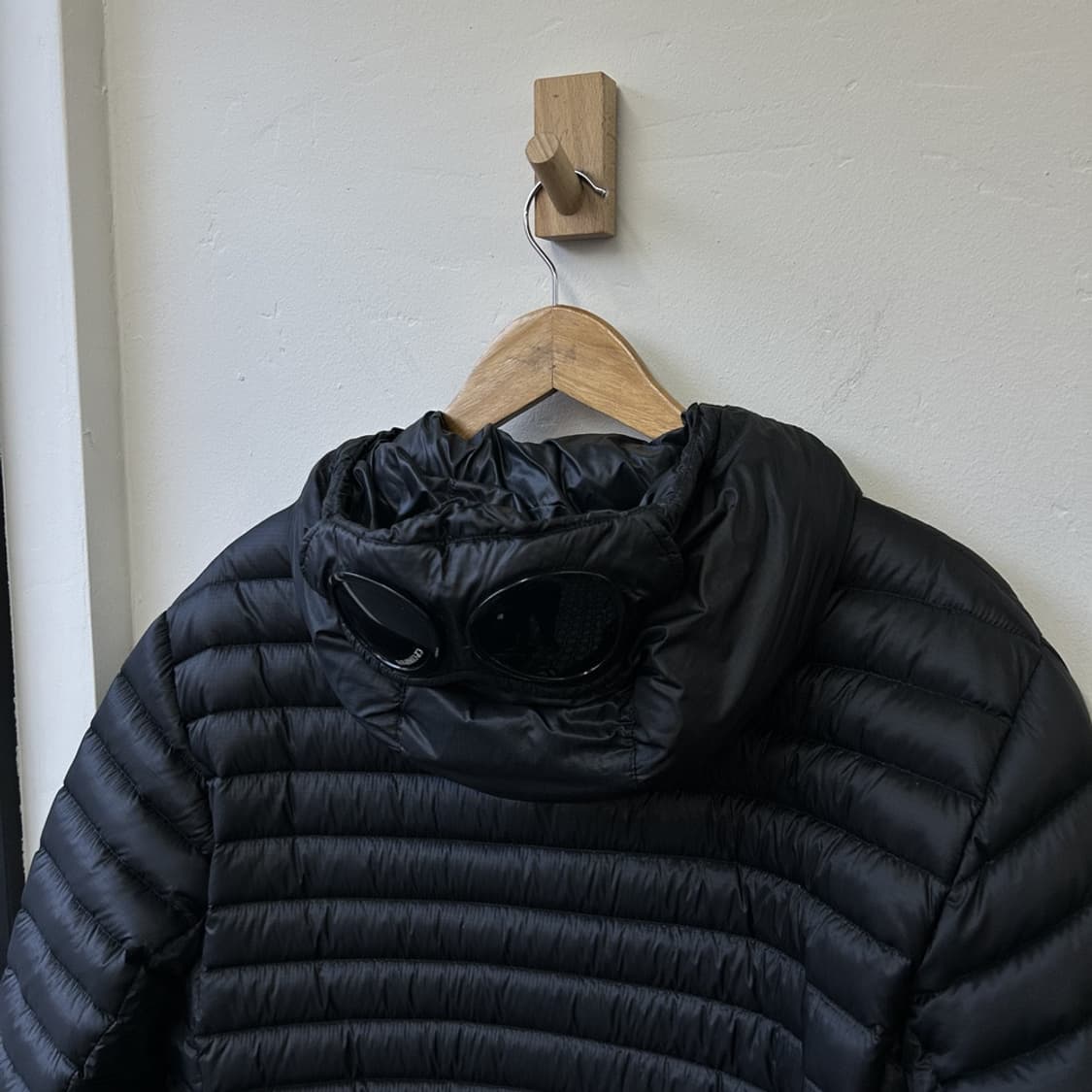 15582 - C.P 컴퍼니 D.D. SHELL 고글 다운 자켓 상품이미지3