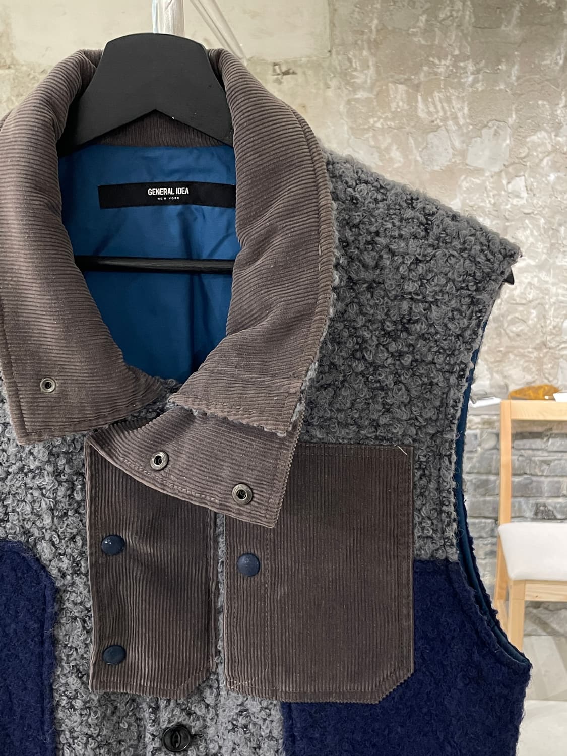 제너럴 아이디어 그레이 코듀로이 카라 배색 울 베스트 상품이미지3