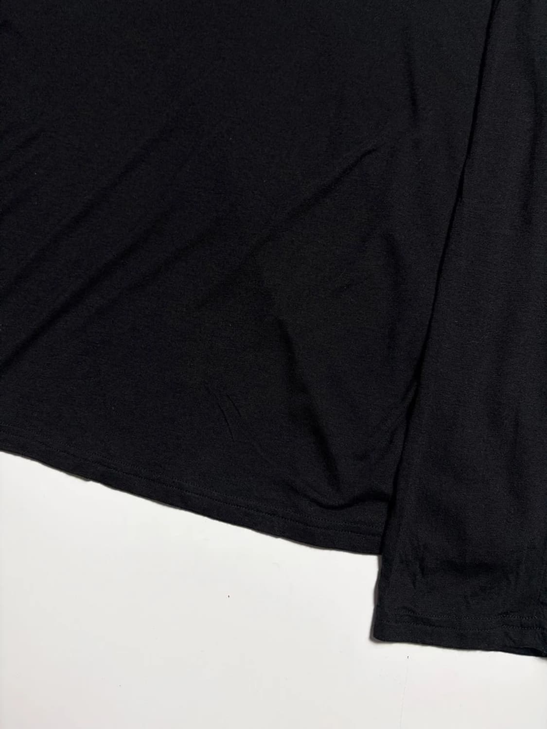 아르마니 익스체인지 블랙 카라 롱슬리브 R1253 상품이미지3