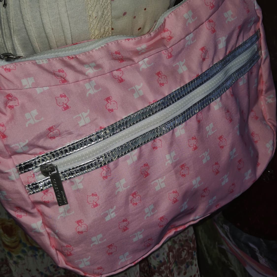 09s 꾸레쥬 x 키티 핑크 나일론 리본 2way백 상품이미지7