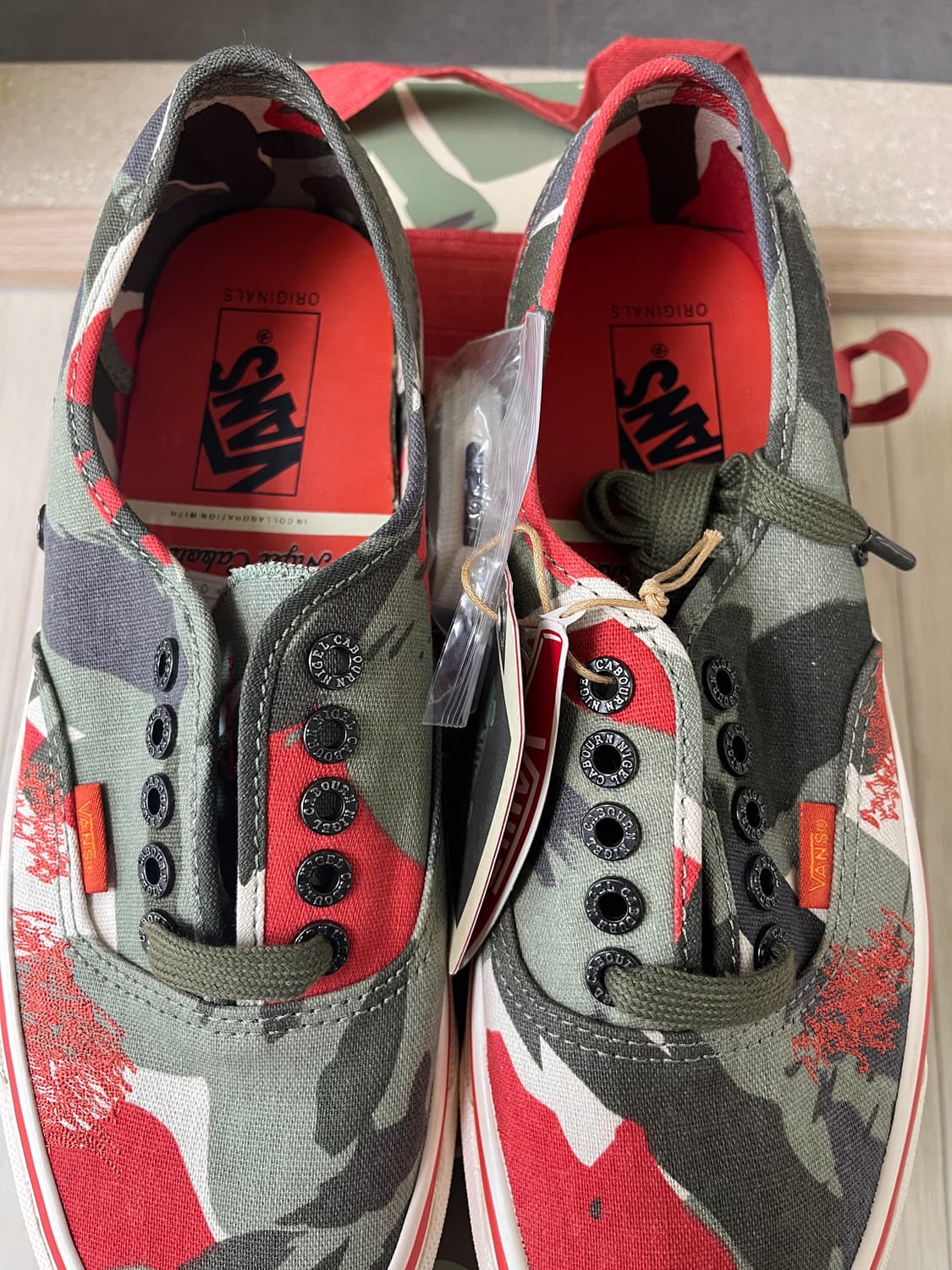 반스볼트X나이젤카본 OG 어센틱 LX 아미그린 카모 US8.5 265 상품이미지2