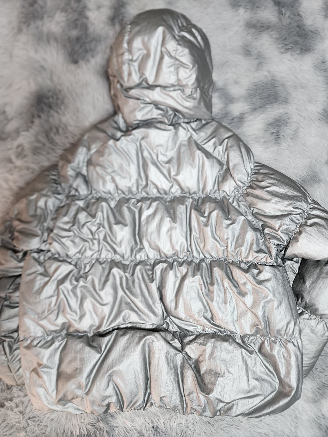 나이키 실버 메탈릭 다운 패딩  상품이미지3