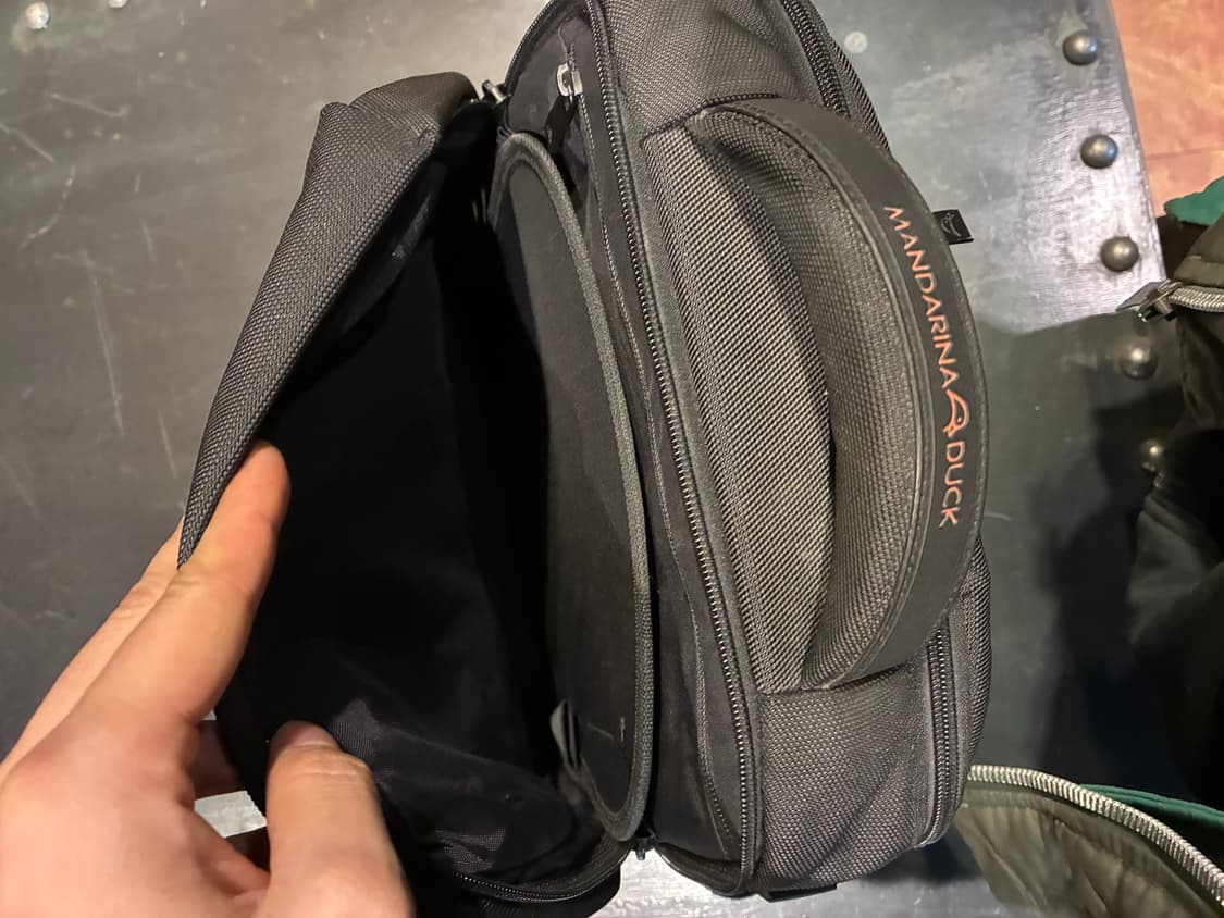 만다리나 덕 백팩 블랙 상품이미지5