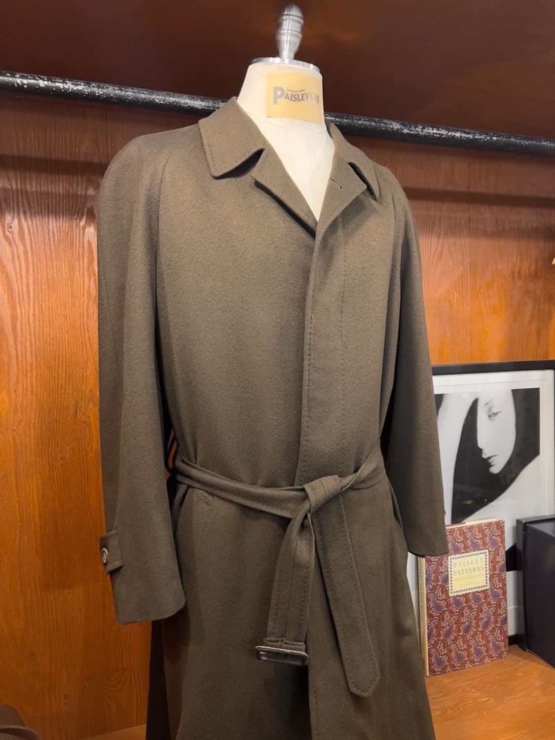 꼬르넬리아니 코트 상품이미지3