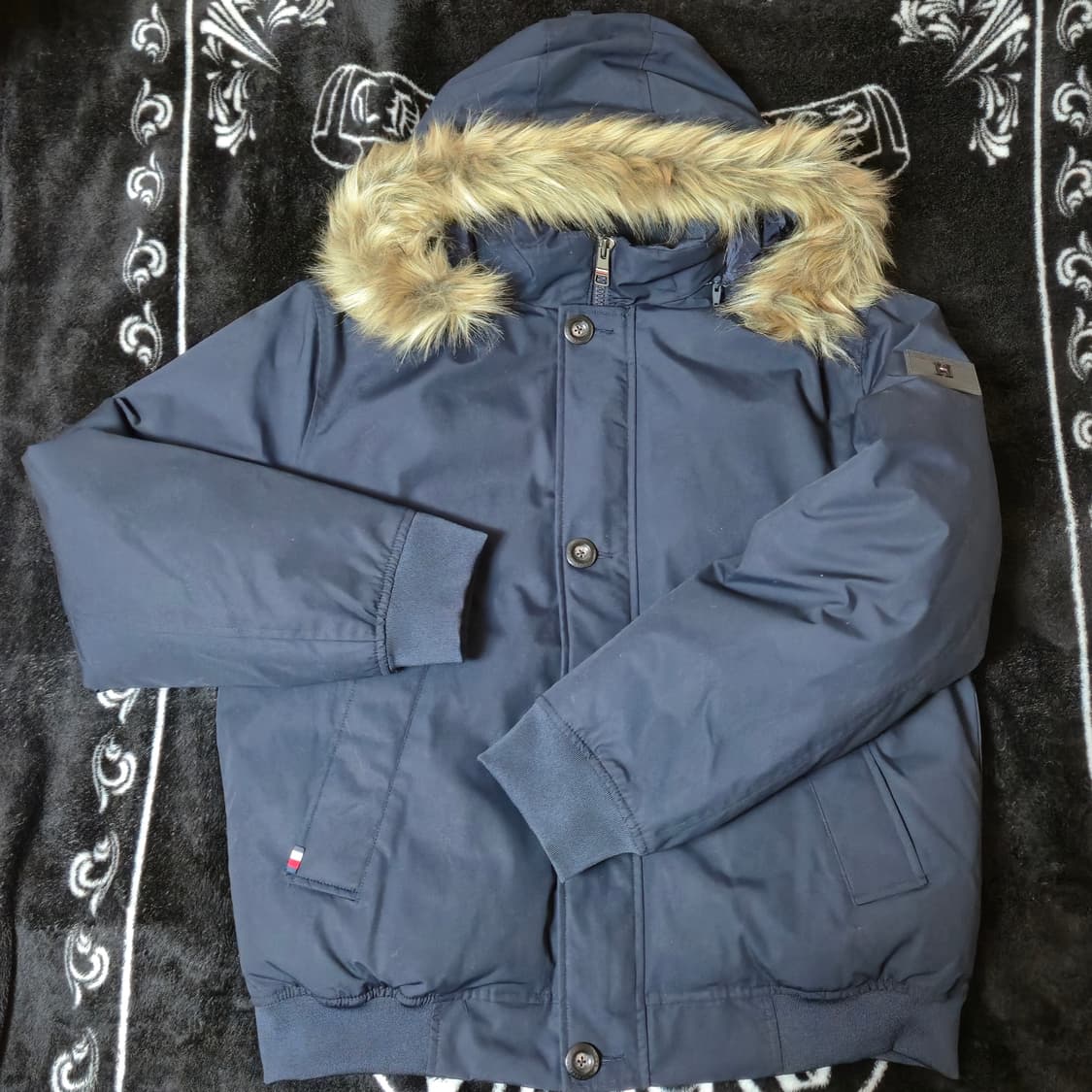 타미힐피거 다운 봄버 패딩 상품이미지1