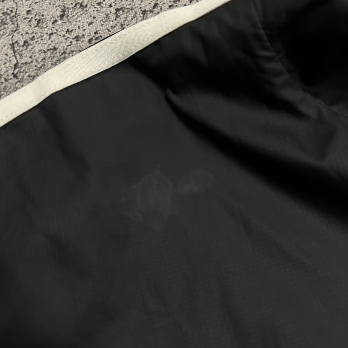 ✨ (바배) 아디다스 검흰 삼선 후드 바람막이  상품이미지6