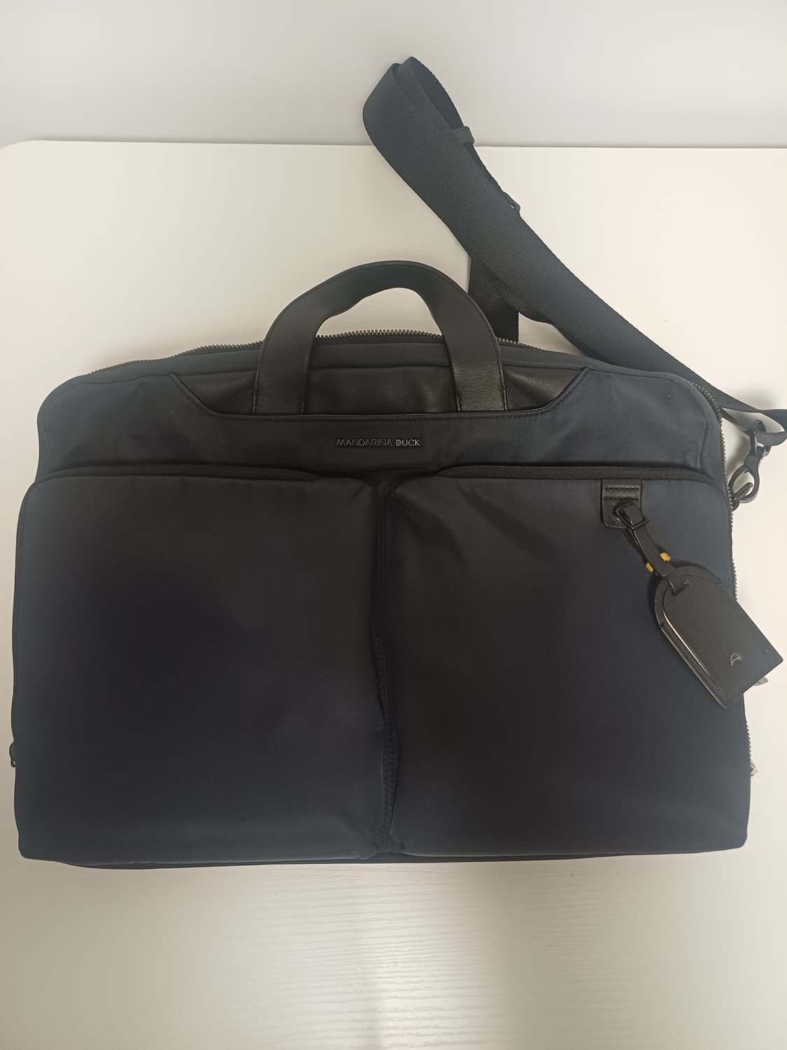 만다리나 덕 투포켓 브리프케이스 상품이미지1