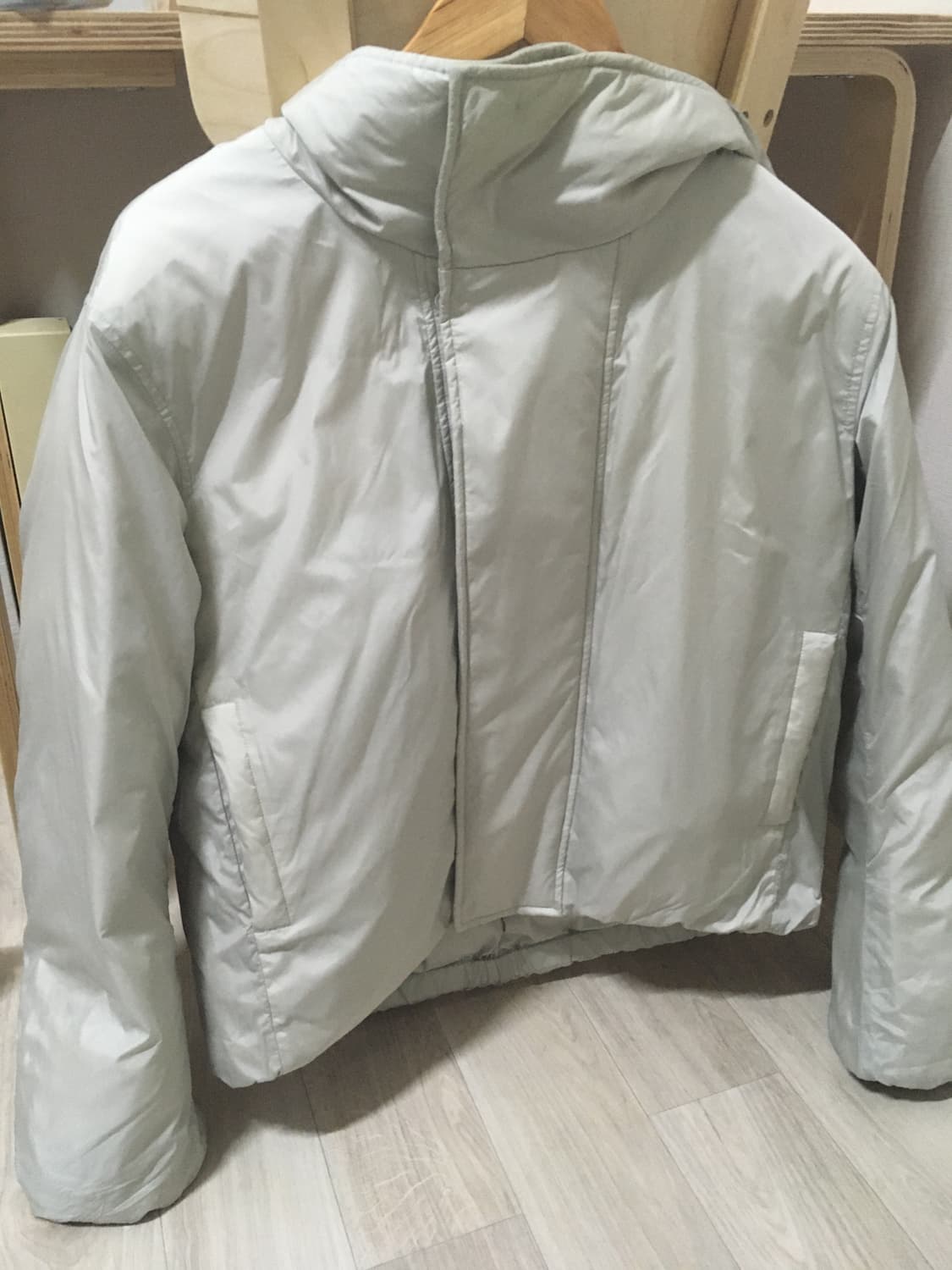 유니클로 퍼프테크 파카 라이트그레이 m 상품이미지2