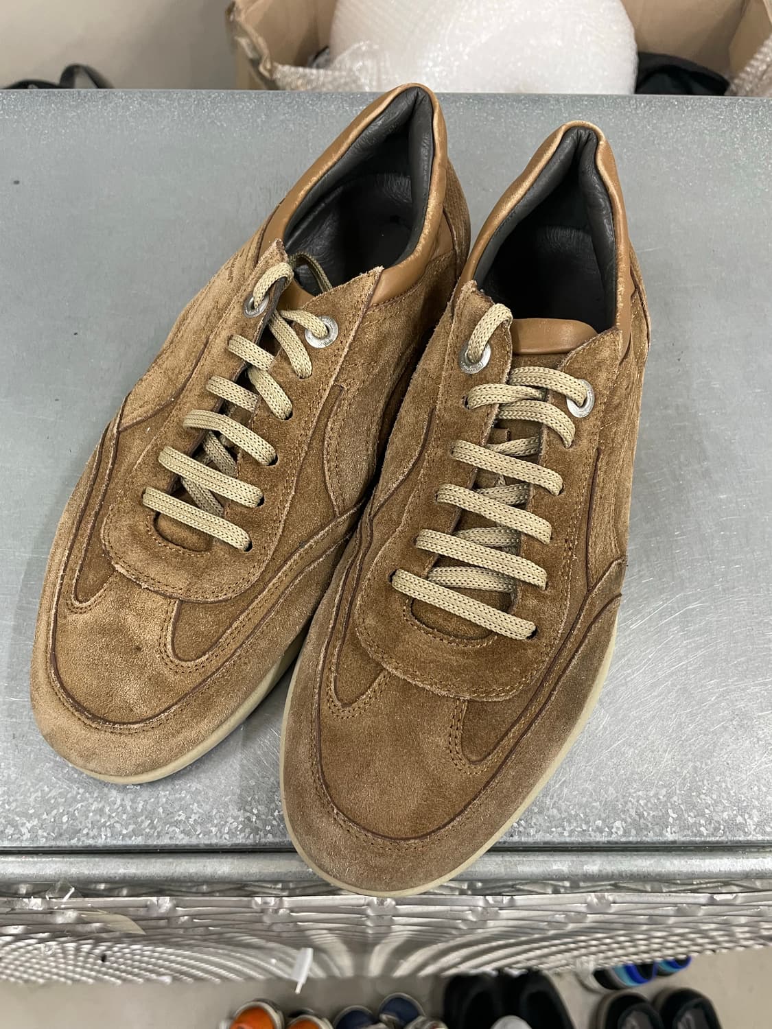 페레가모 스웨이드 스니커즈 8.5 (gr-4626) 상품이미지2