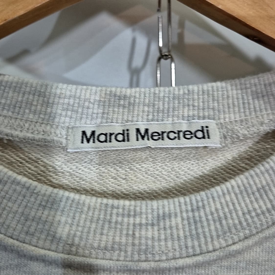 Mardi mercredi 마르디 메크르디 플라워 맨투맨 상품이미지3