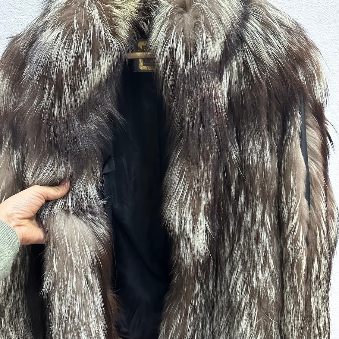 조세핀 브라운 실버 사가폭스 퍼자켓M 상품이미지2