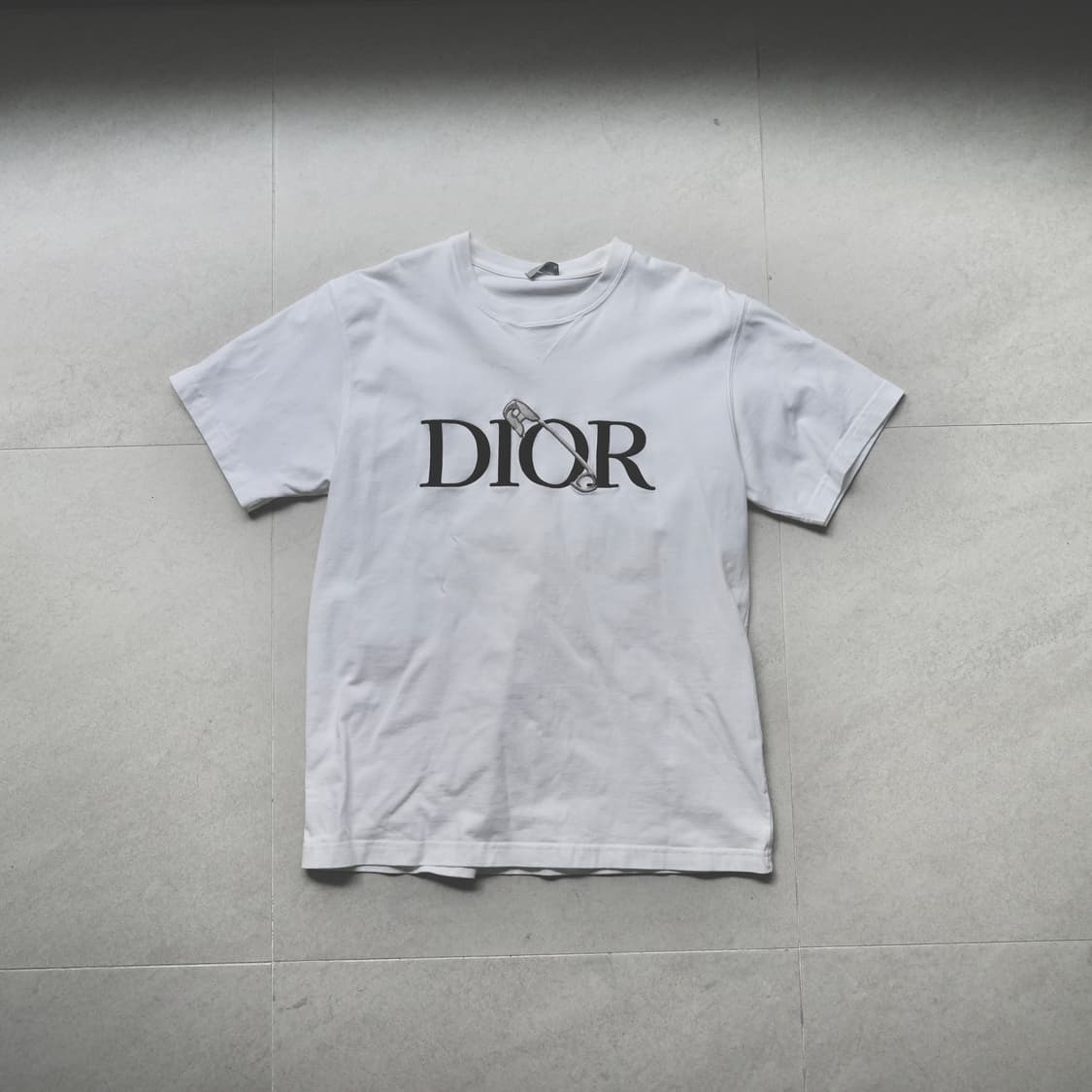 디올 티셔츠 상품이미지1