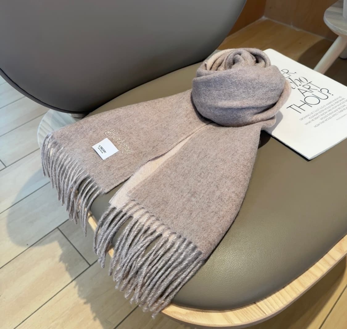 버버리 양면 머플러 램스울 100% 추동 단품
 상품이미지3